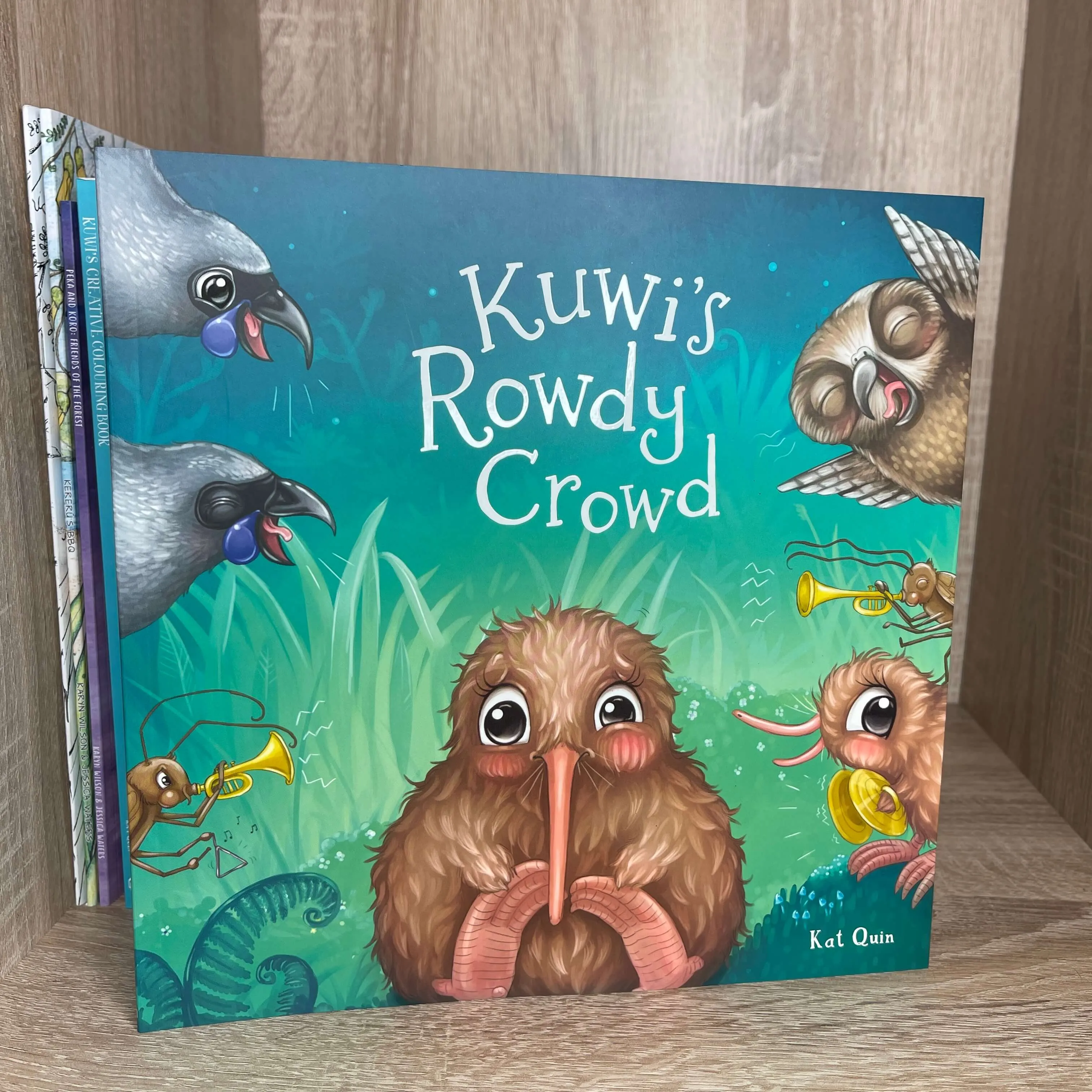 Kuwi's Rowdy Crowd